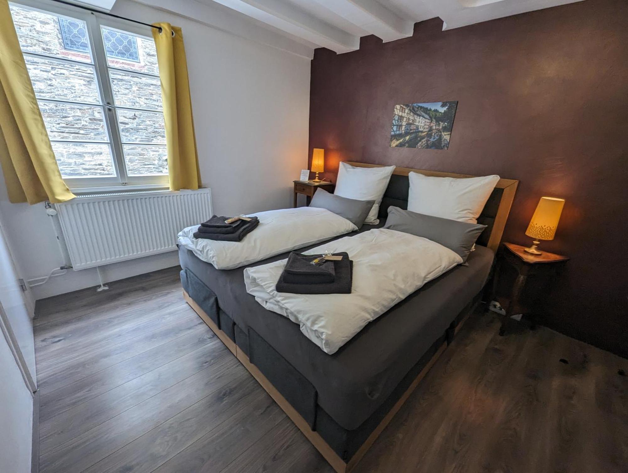 Residenz Vier Jahreszeiten Monschau Buitenkant foto